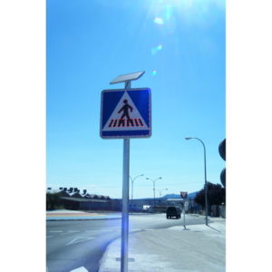 SEÑAL CEDA EL PASO EN LA INTERSECCIÓN TR-1