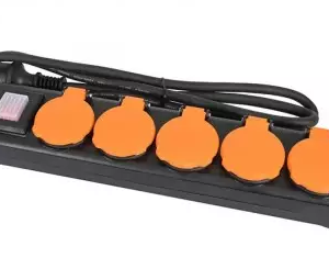 BASE ENCHUFE 5 TOMAS NEGRO 1.5M
